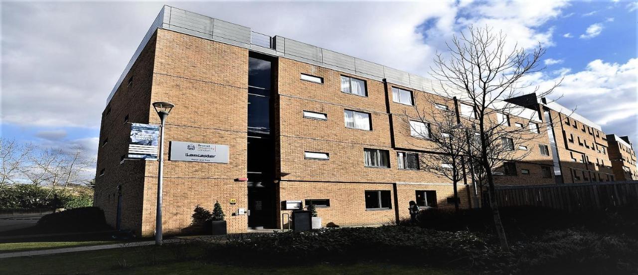 Lancaster Hotel&Spa Uxbridge Esterno foto